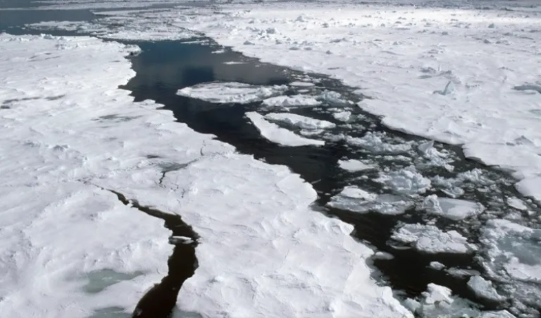 Estudio alerta de que el Ártico podría quedarse sin hielo en 2027 