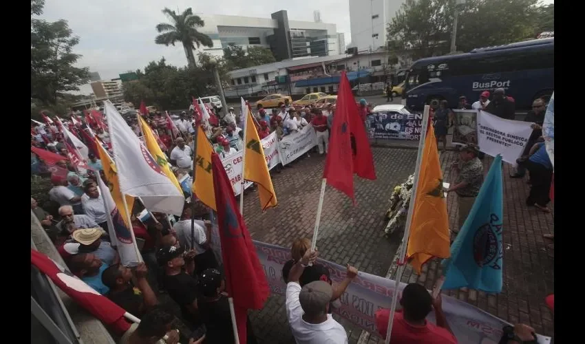 Monumento en  avenida de los Mártires.Foto: Roberto Barrios