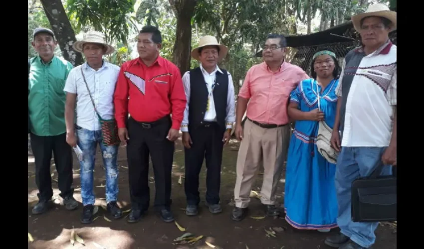 Firmaron 12 de los 14 candidatos a caciques generales. Foto: día a día