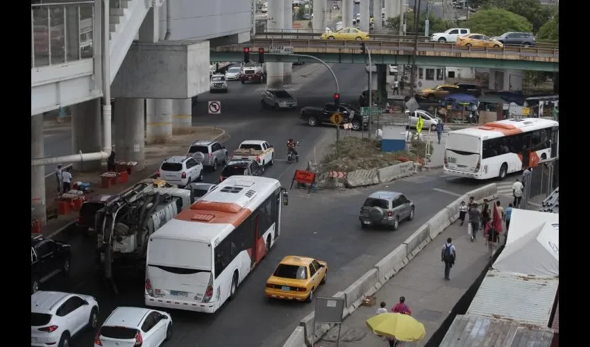 La principal queja de los usuarios se basa en el mal servicio que reciben del sector selectivo. Foto: Roberto Barrios