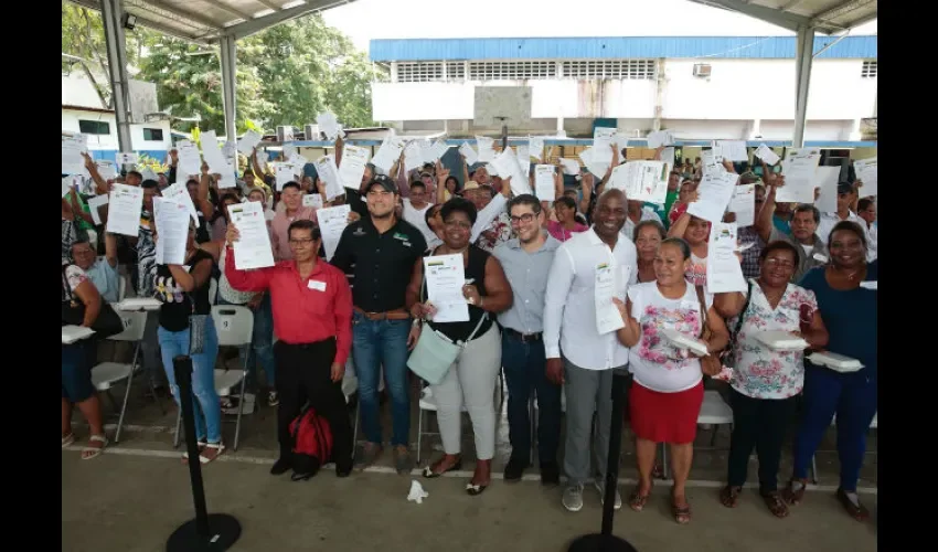 En San Miguelito se han entregado más de 1,800 títulos de propiedad. Foto: Cortesía