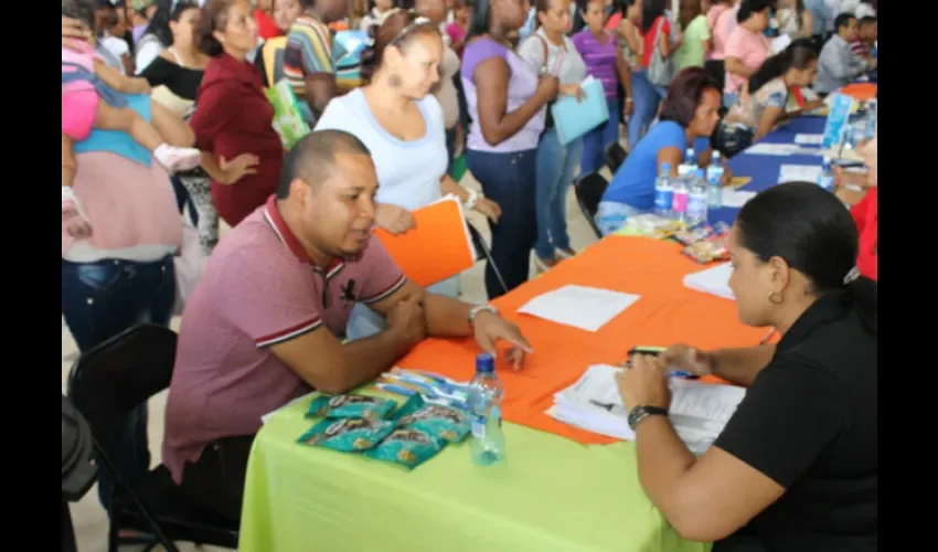 Ferias de empleos son una alternativa para buscar empleo. Foto: Archivo