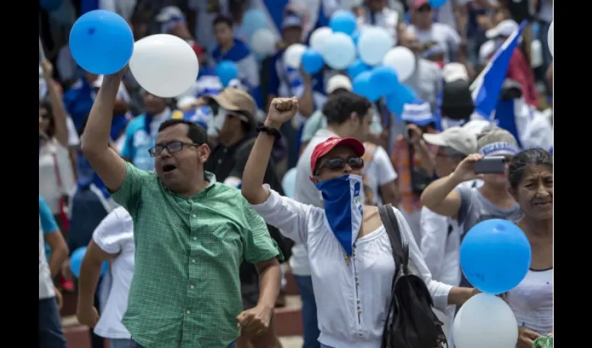 La marcha fue en la capital y fue fuertemente custodiada por la policía. 