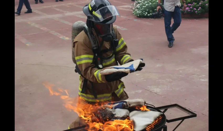 El acto se realizó en un marco de respeto y solemnidad.