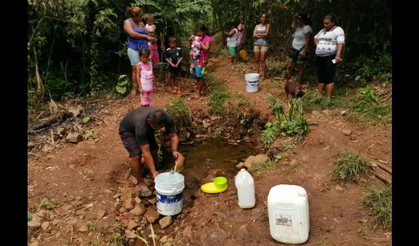 Aguas contaminadas del río Palo Deferente en Arraiján.