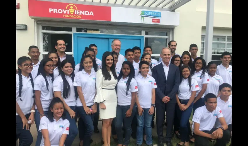 Los jóvenes recibirán alimentación diaria según el turno que asistan en la cafetería. Foto: Cortesía