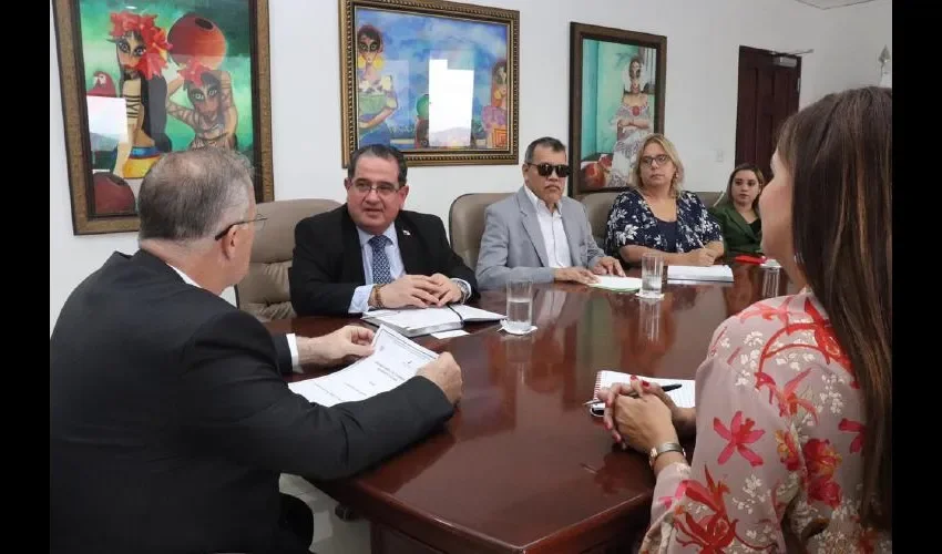 Senadis continuará realizando acercamientos con todos los municipios a nivel nacional para garantizar dentro de los distritos la inclusión de las personas con discapacidad, equiparación de oportunidades y la participación dentro de las tomas de decisiones en los proyectos municipales o comunales.