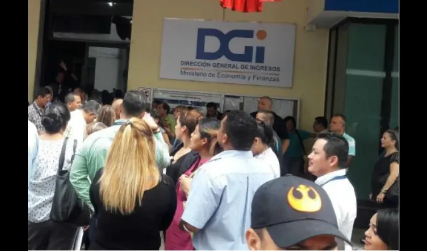 Foto ilustrativa de las oficinas de la DGI. 