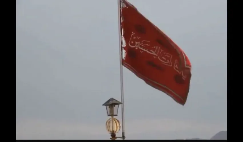 Bandera Roja. 