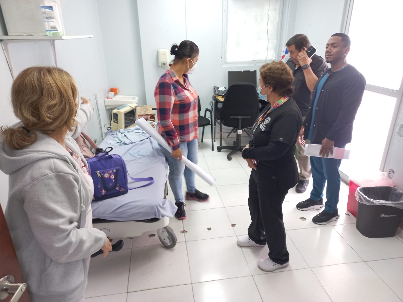 Autoridades realizan recorrido para optimizar la atención a los pacientes en la Policlínica de Betania 