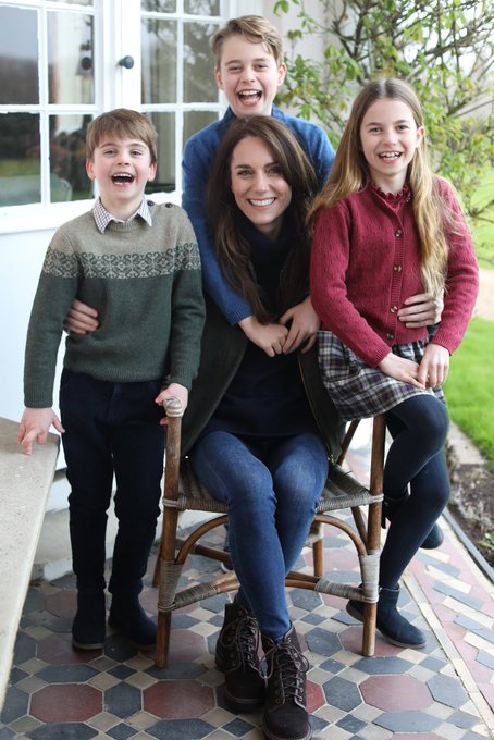 KATE MIDDLETON