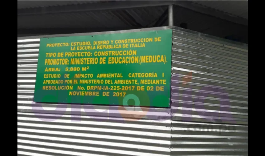 Inicialmente se pretendía construir solo la parte trasera del plantel, pero hubo cambios en los planes. El colegio tiene 58 años de fundado. Fotos. Archivo