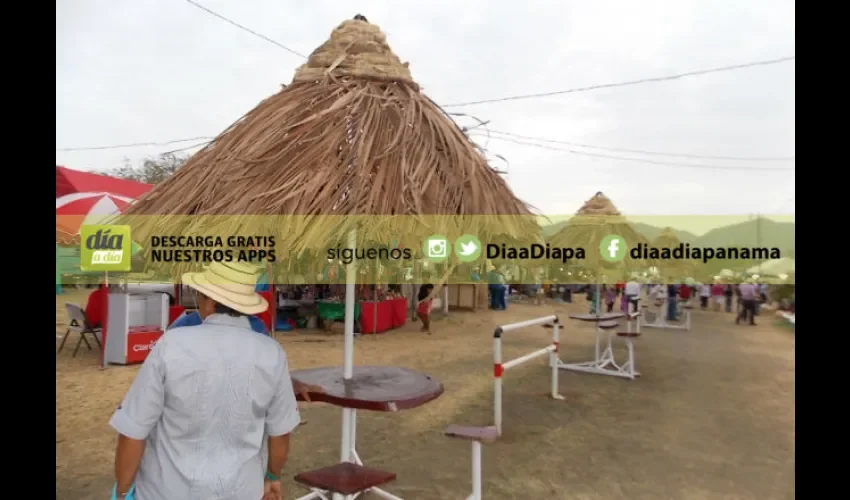 Foto ilustrativa de la feria artesanal y cultural de Tonosí. 