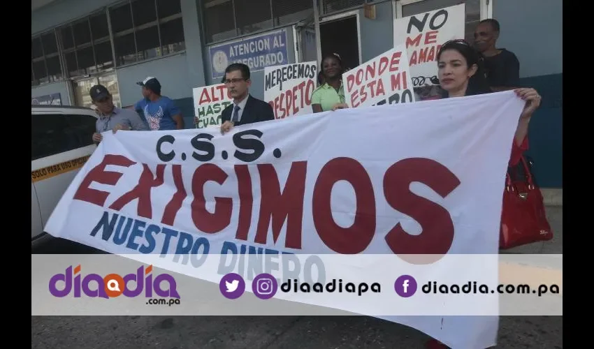 Los extranjeros se sienten estafados, a través de un  proceso de afiliación. FOTO: Roberto Barrios