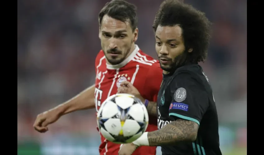 Marcelo (dcha.) fue el que abrió el marcador del Real Madrid./AP