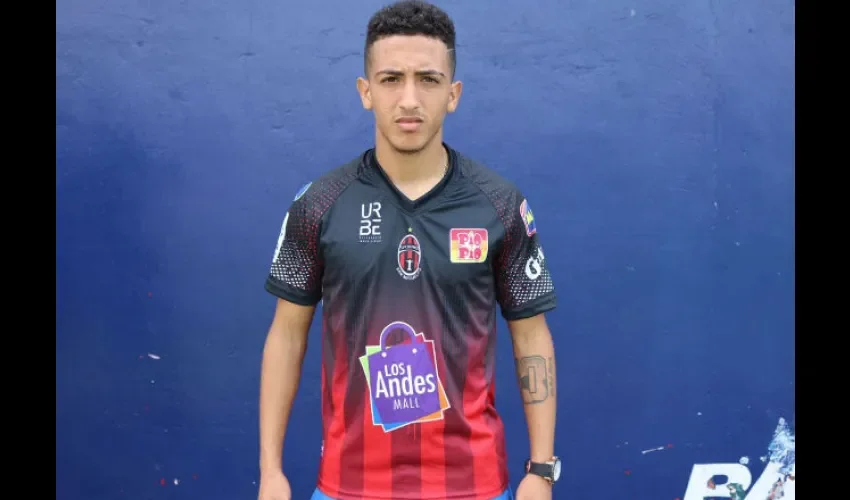 El atacante del Sporting San Miguelito  Ángel Orelien. Foto: Cortesía