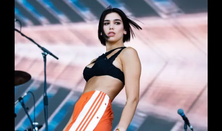 Dua Lipa.