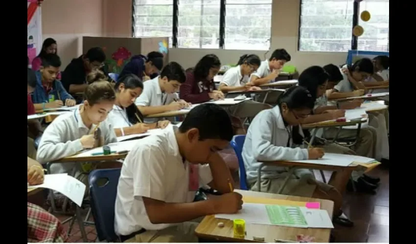 Estudiantes tienen que demostrar su inteligencia: Fotos: Archivo