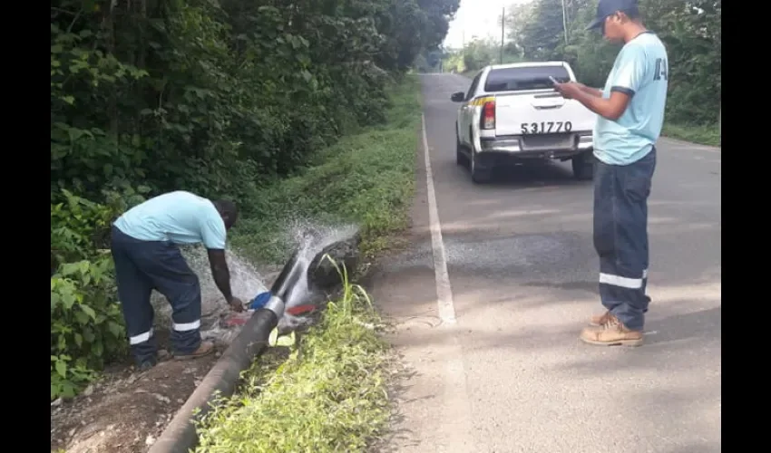 Foto ilustrativa de las reparaciones de tuberías. 