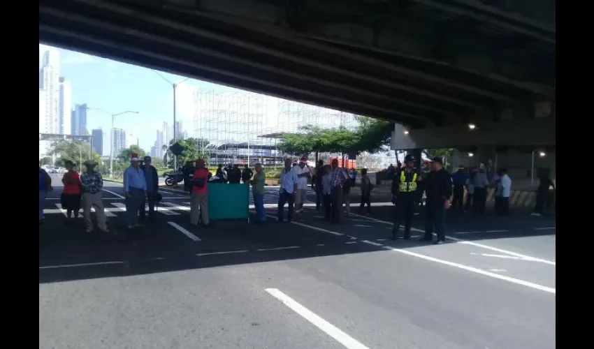 Afirmaron que van a cerrar las calles todos los días . Foto: Yanelis Domínguez