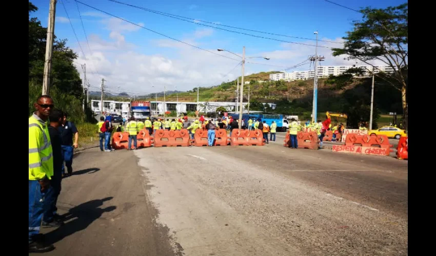 Cerraron la vía en señal de protesta. Foto: Cortesía