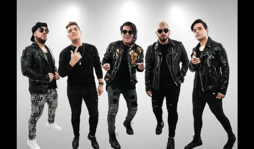 Luis Campillo, Yader Romero, Kenel Swing, Rafa Daza y Jaime Luis Campillo son los integrantes de la banda. 