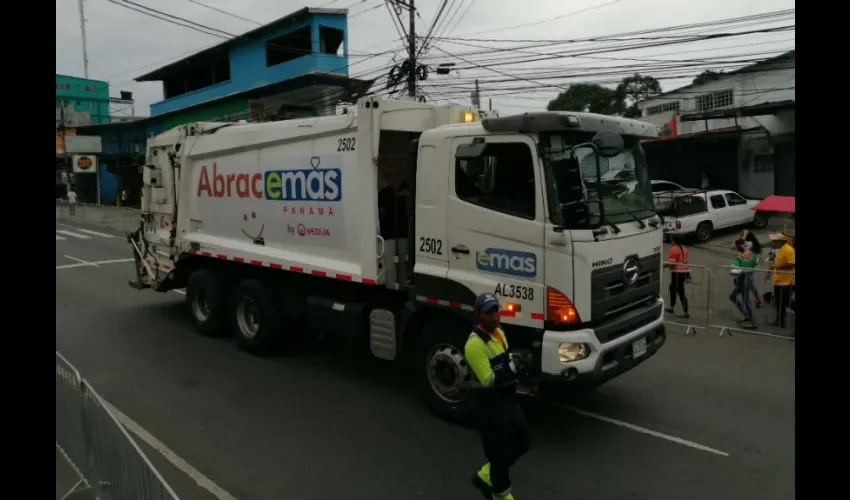 Foto ilustrativa del carro recolector del Emas. 