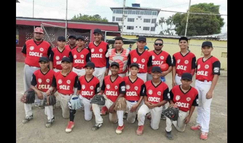 Coclé conectó cuatro imparables y cometió un error a la defensiva, en la semifinal contra Veraguas.