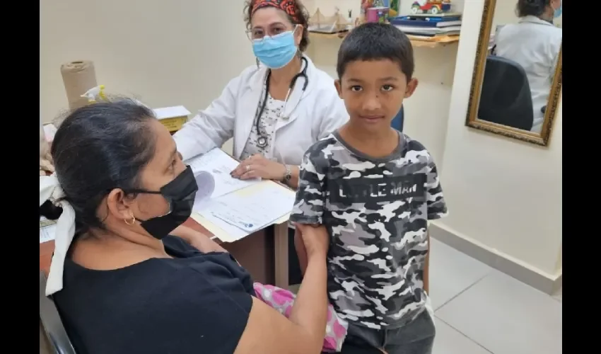 El personal médico atendió a todo los pacientes. 