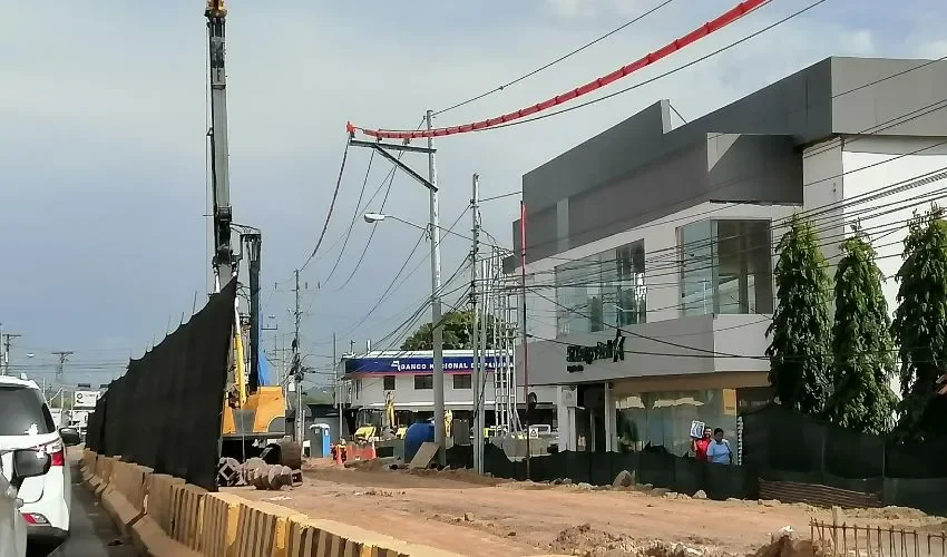 Los trabajos continúan en el área. 